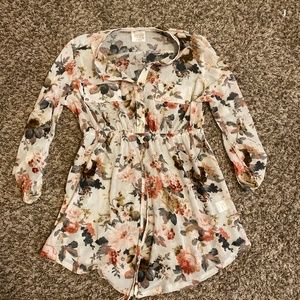 Small maternity blouse - Like New